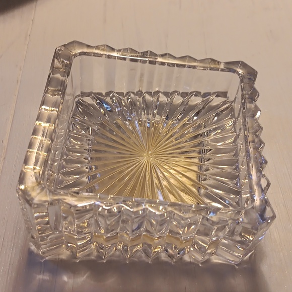 SALT CELLAR - Picture 2 of 4